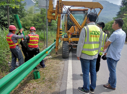 公路波形護(hù)欄的安裝作業(yè)應(yīng)該注意的事項